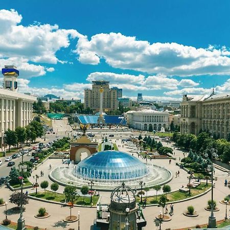 Apartment With View On Inpedendence Square Khreshchatyk เคียฟ ภายนอก รูปภาพ